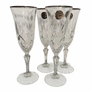 4 Cristal De Flandre Lead Crystal  Champagne Flutes with Gold Rim